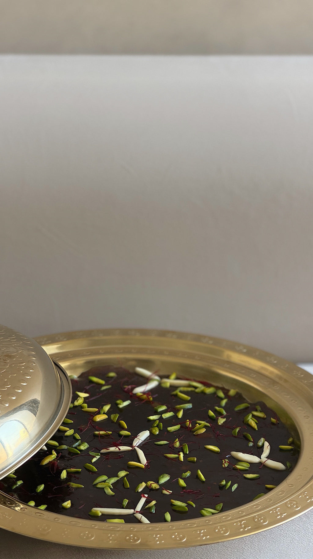 Bonh’s Signature Halwa ( golden tray ) Eid